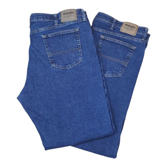 Wrangler 2 Pair Mens Authentics Denim Jeans 40X30 Relaxed Fit Stretch Waistband - Picture 1 of 13